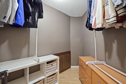 Photo 20 at 1003 - 280 Simcoe Street, Chinatown, Toronto