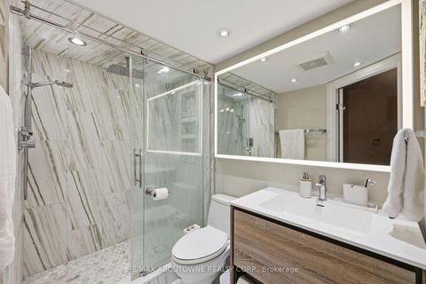 Photo 21 at 1003 - 280 Simcoe Street, Chinatown, Toronto