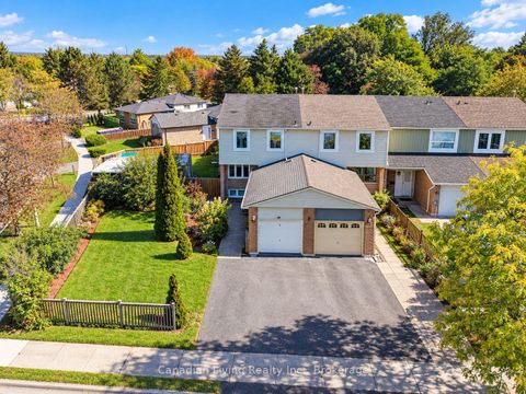 Photo 1 at 60 Scotney Grove, Malvern, Toronto