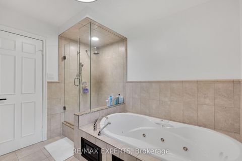 Photo 18 at 160 Burton Grove, King City, King