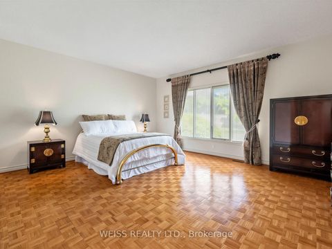 Photo 14 at 238 Bourbon Street, East Woodbridge, Vaughan