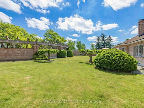 Photo 21 at 238 Bourbon Street, East Woodbridge, Vaughan