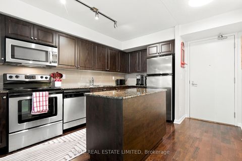 Photo 12 at 579 - 209 Fort York Boulevard, Niagara, Toronto