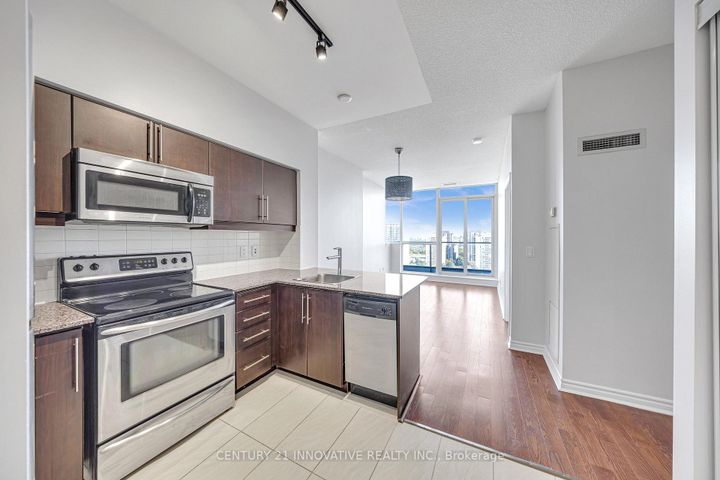 Photo 6 at Ph 1501 - 2885 Bayview Avenue, Bayview Village, Toronto