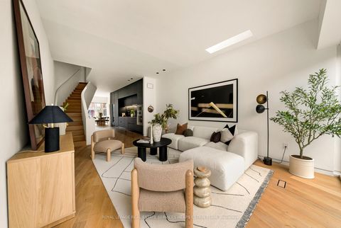 Photo 4 at 44 Foxley Street, Bellwoods, Toronto
