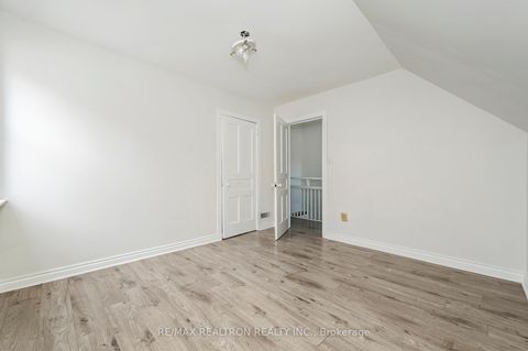 Photo 30 at 1000 Dundas Street W, Bellwoods, Toronto