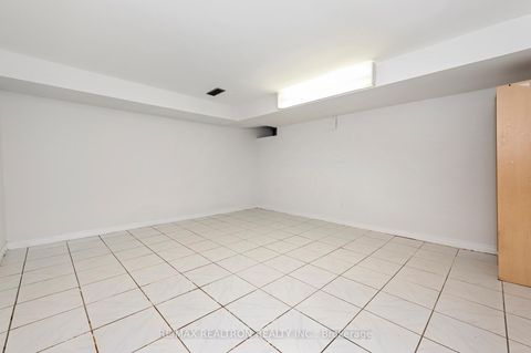 Photo 35 at 1000 Dundas Street W, Bellwoods, Toronto