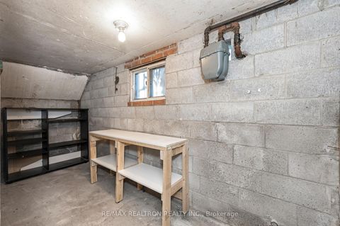Photo 37 at 1000 Dundas Street W, Bellwoods, Toronto