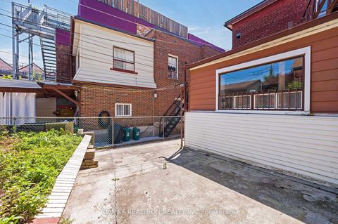 Photo 41 at 1000 Dundas Street W, Bellwoods, Toronto