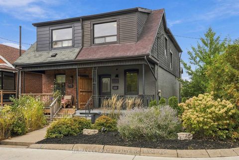 Photo 1 at 90 Rowntree Avenue, Pellam Park, Toronto