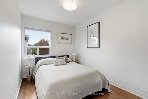 Photo 12 at 90 Rowntree Avenue, Pellam Park, Toronto