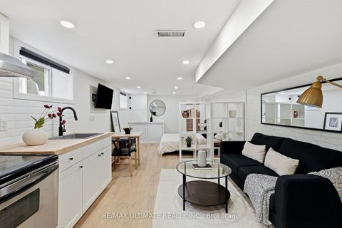 Photo 23 at 90 Rowntree Avenue, Pellam Park, Toronto
