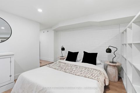 Photo 29 at 90 Rowntree Avenue, Pellam Park, Toronto