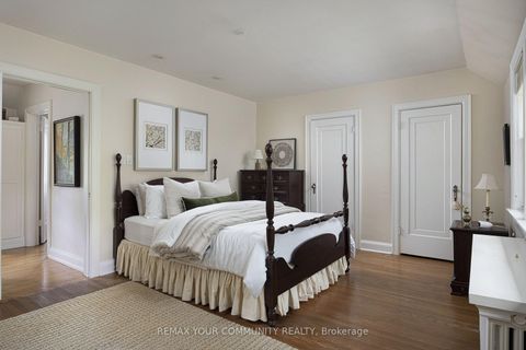 Photo 22 at 22 Belvedere Boulevard, Kingsway South, Toronto