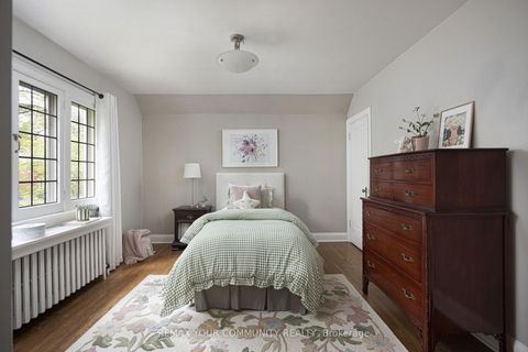 Photo 29 at 22 Belvedere Boulevard, Kingsway South, Toronto