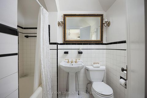 Photo 31 at 22 Belvedere Boulevard, Kingsway South, Toronto