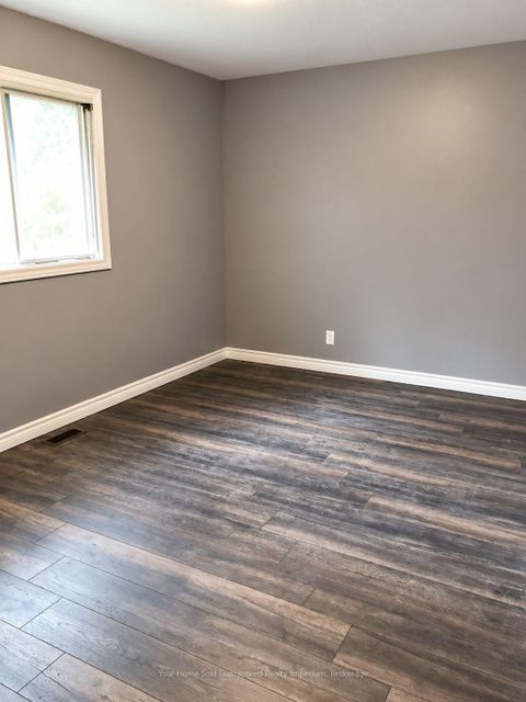 Photo 4 at 340 Innisfil Street, Allandale, Barrie