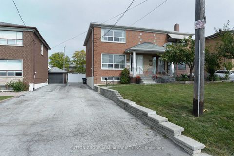 Photo 1 at 14 Thurrock Road, Jane Heights, Toronto