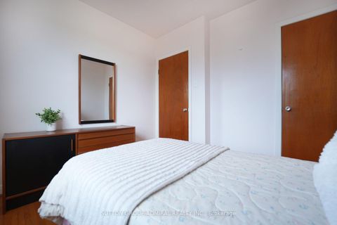 Photo 15 at 14 Thurrock Road, Jane Heights, Toronto