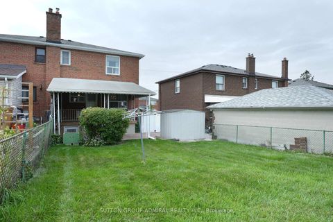 Photo 19 at 14 Thurrock Road, Jane Heights, Toronto