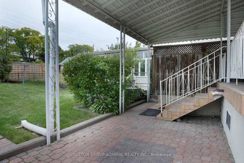 Photo 20 at 14 Thurrock Road, Jane Heights, Toronto