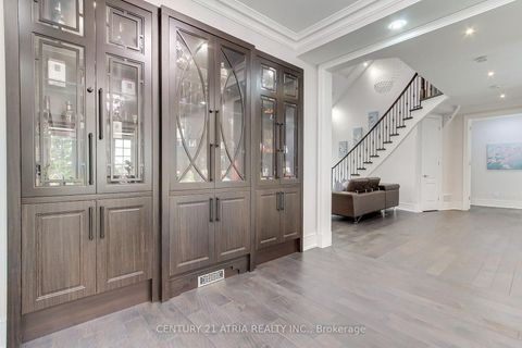 Photo 12 at 111 Zokol Drive, Bayview Northeast, Aurora