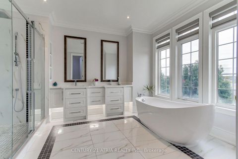Photo 23 at 111 Zokol Drive, Bayview Northeast, Aurora
