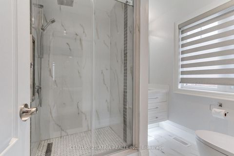 Photo 33 at 111 Zokol Drive, Bayview Northeast, Aurora