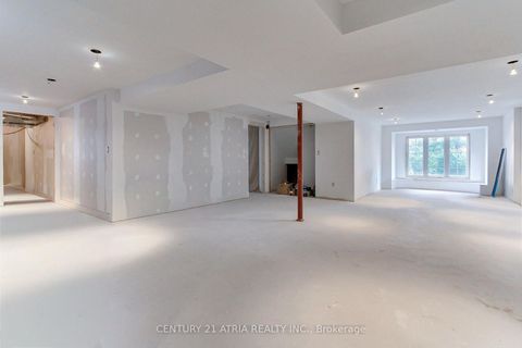 Photo 35 at 111 Zokol Drive, Bayview Northeast, Aurora