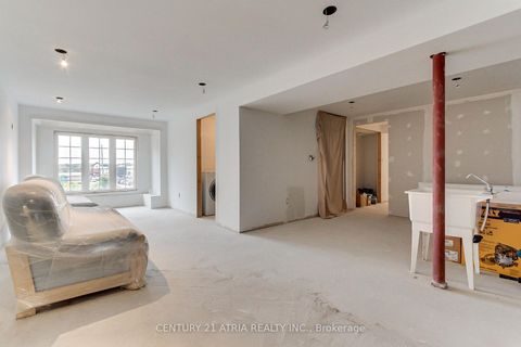 Photo 37 at 111 Zokol Drive, Bayview Northeast, Aurora