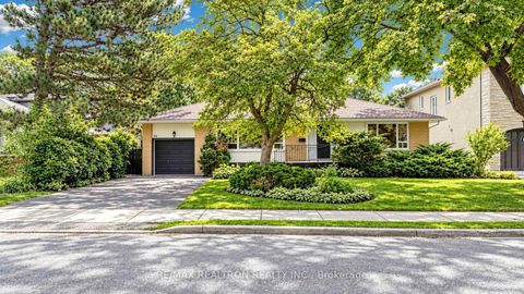 Photo 1 at 199 Lord Seaton Road, Windfields, Toronto