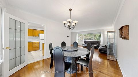 Photo 10 at 199 Lord Seaton Road, Windfields, Toronto