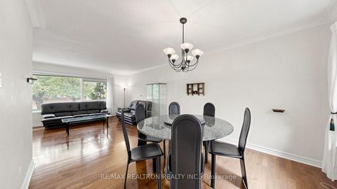 Photo 11 at 199 Lord Seaton Road, Windfields, Toronto