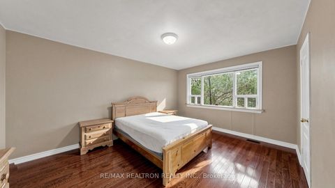 Photo 18 at 199 Lord Seaton Road, Windfields, Toronto