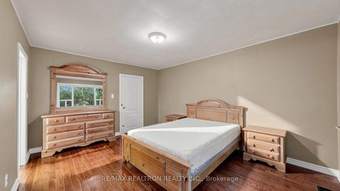 Photo 19 at 199 Lord Seaton Road, Windfields, Toronto