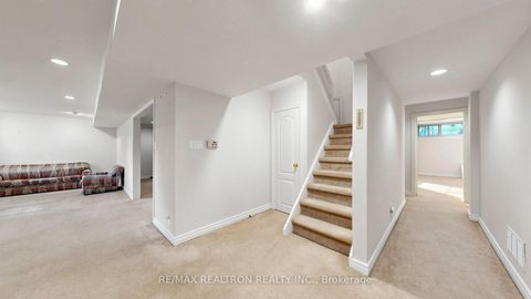 Photo 30 at 199 Lord Seaton Road, Windfields, Toronto