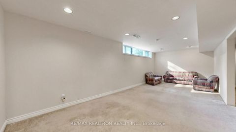 Photo 31 at 199 Lord Seaton Road, Windfields, Toronto