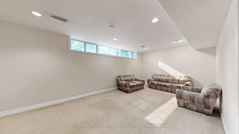 Photo 33 at 199 Lord Seaton Road, Windfields, Toronto