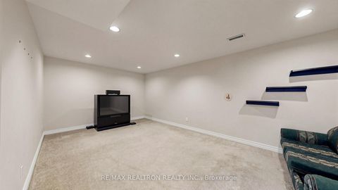 Photo 34 at 199 Lord Seaton Road, Windfields, Toronto