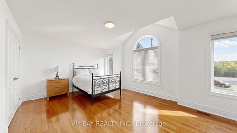 Photo 31 at 12 Mackay Drive, South Richvale, Richmond Hill