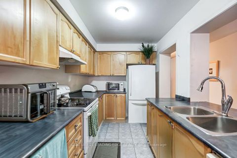 Photo 3 at 75 Trumpeter Street, Rouge E11, Toronto