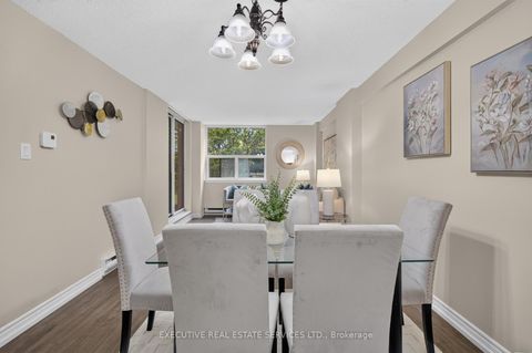 Photo 5 at 106 - 2500 Bridletowne Circle, L'Amoreaux, Toronto