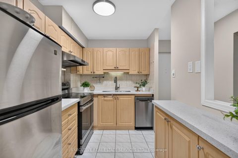 Photo 15 at 106 - 2500 Bridletowne Circle, L'Amoreaux, Toronto