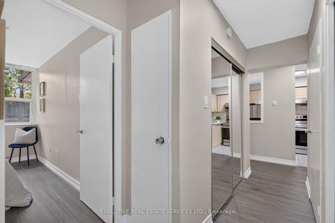 Photo 20 at 106 - 2500 Bridletowne Circle, L'Amoreaux, Toronto
