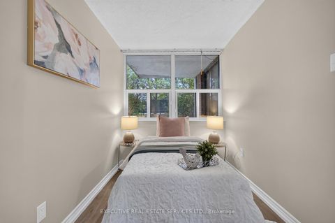 Photo 27 at 106 - 2500 Bridletowne Circle, L'Amoreaux, Toronto