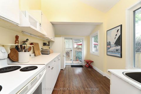 Photo 9 at 1 Lockwood Road, The Beaches, Toronto