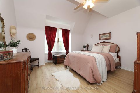 Photo 11 at 1 Lockwood Road, The Beaches, Toronto