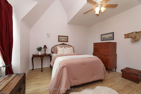 Photo 12 at 1 Lockwood Road, The Beaches, Toronto
