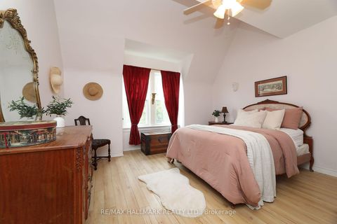 Photo 13 at 1 Lockwood Road, The Beaches, Toronto