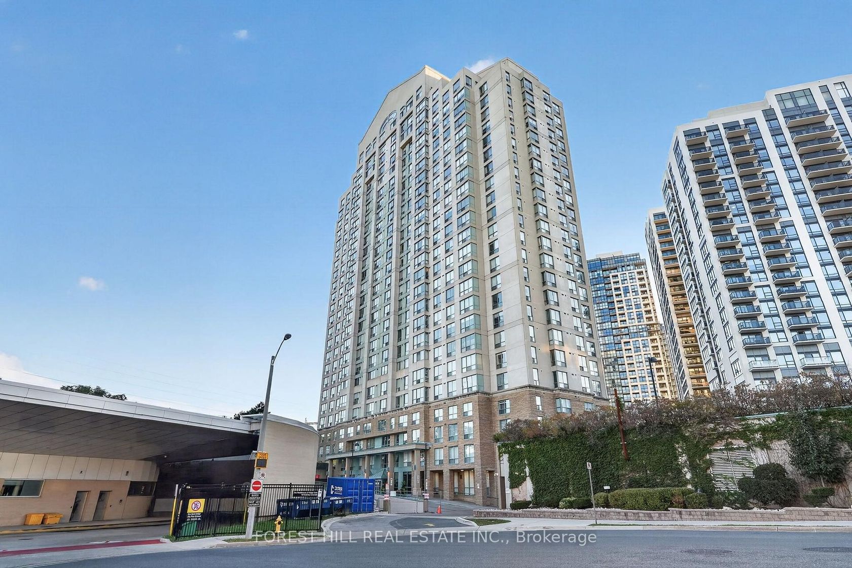 1407 - 101 Subway Crescent, City Centre West, Toronto 